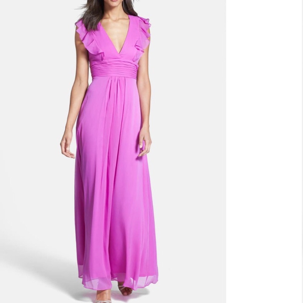 NWT Jessica Simpson open back chiffon maxi dress
